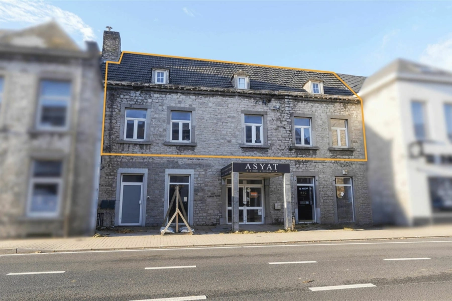 Opportunité investisseur: 2 appartements à vendre à BOUGE 
