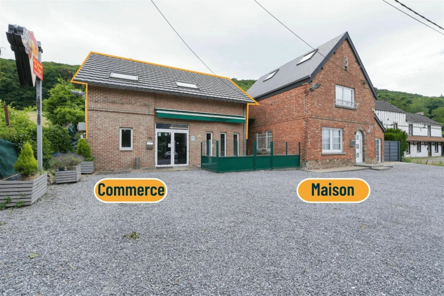 Bâtiment à usage commercial de 150 m2 très bien situé 