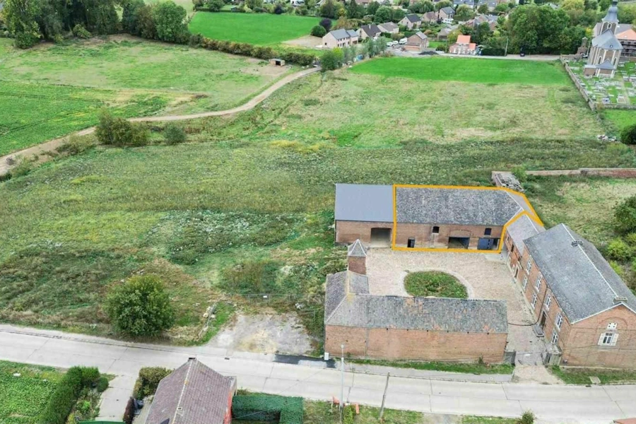 Ancienne ferme -4 maisons à rénover 3/4 CH chacune