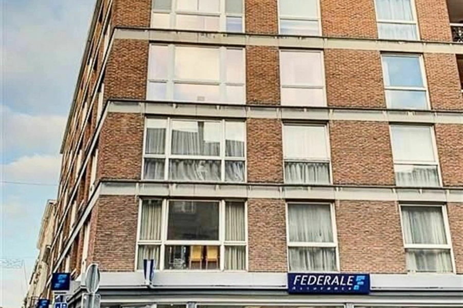 Emplacement de parking intérieur