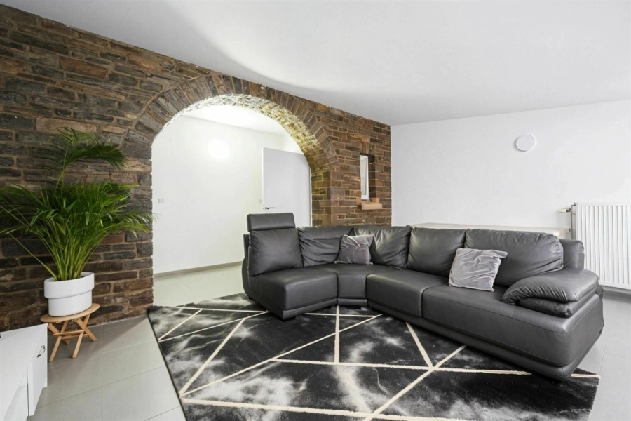 Lumineux appartement 1 CH de plein pied avec terrasse 