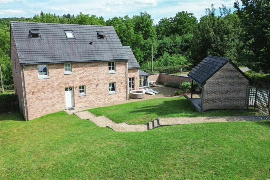 Villa spacieuse et lumineuse à Erpent