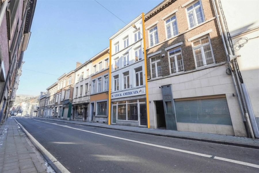 Immeuble de rapport mixte à rénover- Dinant centre 
