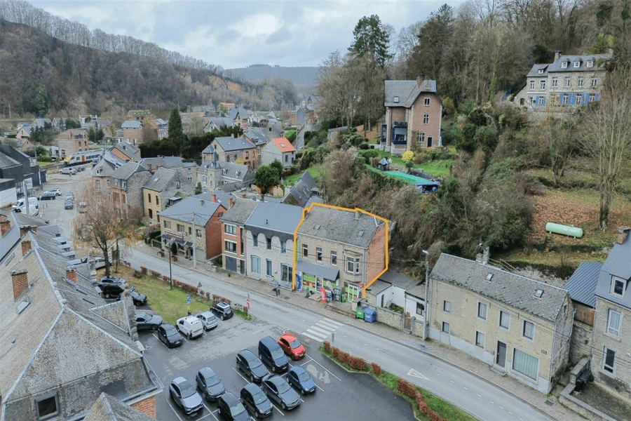 Immeuble mixte commerce + possibilité 2 logements 