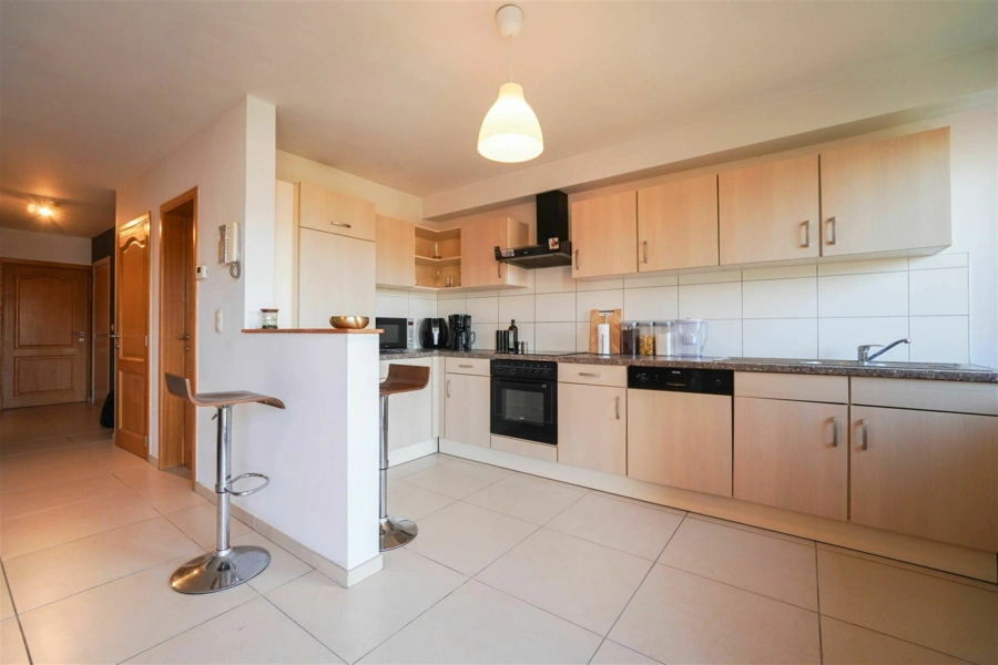 Lumineux appartement 2 CH avec terrasse S-O