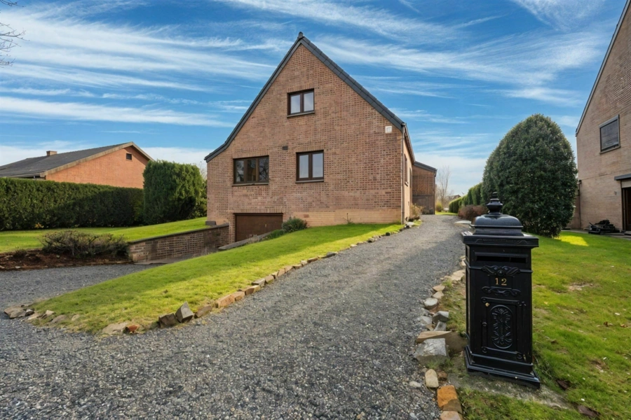 Charmante maison 4 façades 