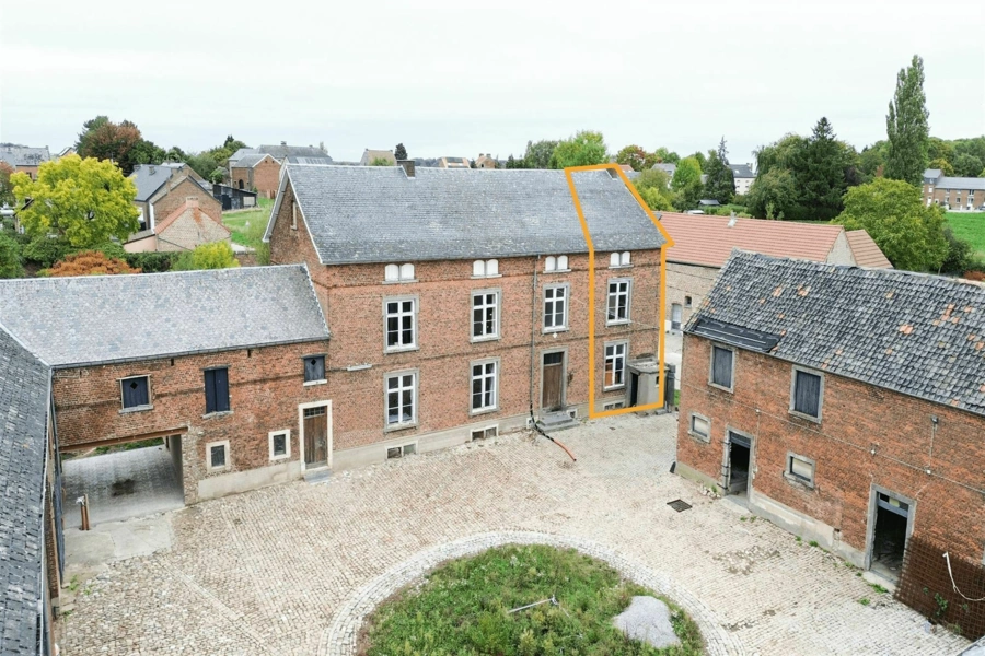 Maison 4 CH -160 M2 à rénover, avec jardin