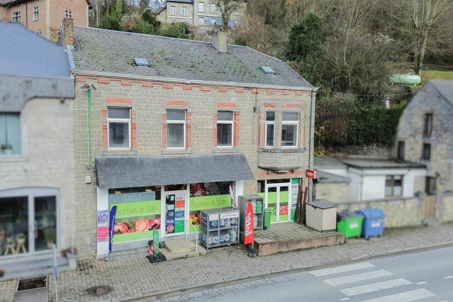 Immeuble commercial loué à une enseigne stable- rentabilité garantie 