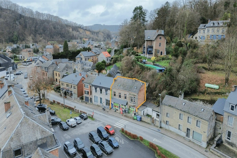 Immeuble mixte commerce + possibilité 2 logements 