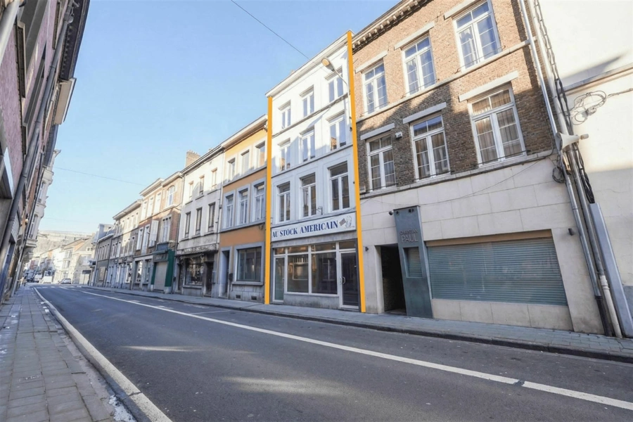 Immeuble de rapport mixte à rénover- Dinant centre 