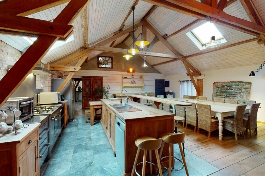 Site d'exception avec loft et entrepôts à Bois-de-Villers