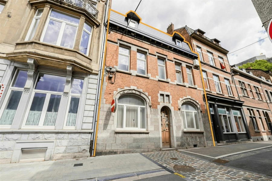 Maison à rénover avec gros potentiel - Vue Meuse et Citadelle