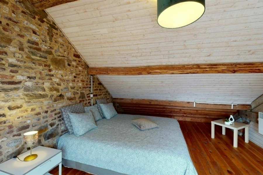 Site d'exception avec loft idéal AirBnb + entrepôts