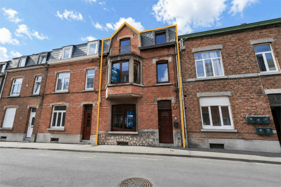 Spacieuse maison de ville - 160 m² à rénover 