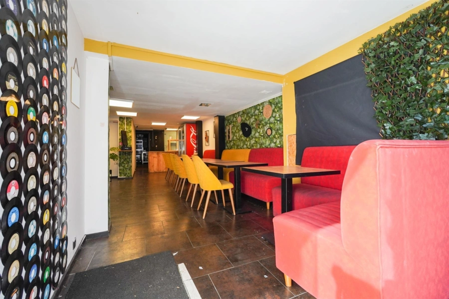 Espace bureau de ± 75 m² en plein centre de CINEY
